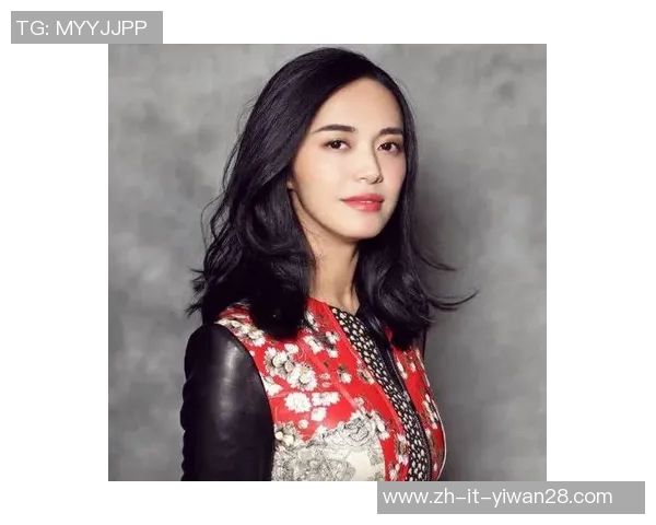 姚晨：从中国足球场到国际舞台的男足球星成长历程与精彩瞬间高清呈现